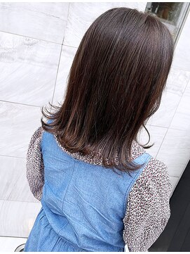ブランシェ(branche) 切りっぱなし/ミディアムヘア/カーキベージュ