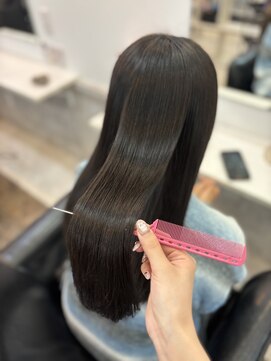 ラビス(Lovis) 縮毛矯正/さら艶ストレート