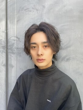 アルマ(ALMA) ツイストスパイラルパーマミディアムパーマモテ髪センターパート