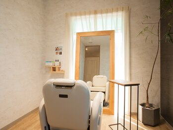 大人の女性のヘアサロン She 豊川店【シー】