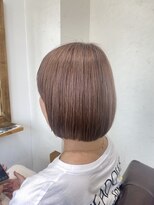 ハーツ(Heart's)&nbsp;白髪ぼかしハイライト骨格補正ミニボブ