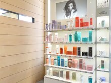 ヴェイスサロン(Vase Salon)の雰囲気（ケア剤は全てケラスターゼを使用し、髪本来の美しさを創ります。）
