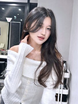 リアン バイ キートス(Lien by kiitos) レイヤーカット×グレージュ