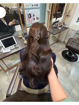 赤坂＊艶髪シルキーグレージュブリーチなしカラー