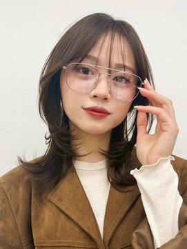 ホフ 大阪心斎橋店(F.O.F) ブリーチグレージュベージュショートボブショートレイヤー学割