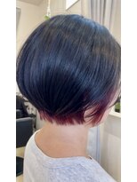 リンド(Lindo) 丸みショートボブ×ボルドーインナーカラー