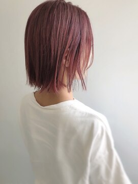 エル セルカ 高田馬場(el CERCA) [高田馬場新宿池袋]ピンクパープルの切りっぱなしボブ