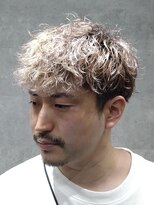 バーバーハウス ラヴィ(Barber House Lavie)&nbsp;ツーブロマッシュ×ミルクティーベージュ