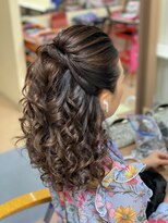 トゥワイス ヘアー(twice hair) 巻き巻きハーフアップ