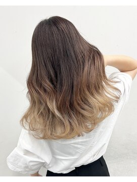 アライブ キチジョウジ(ALIVE Kichijoji) 【ALIVE吉祥寺】グラデーションカラーベージュ