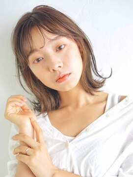 ヴァンクシー バイ ルナ(VANKCY by Luna) とっても透けるような軽さがあるレイヤーボブ