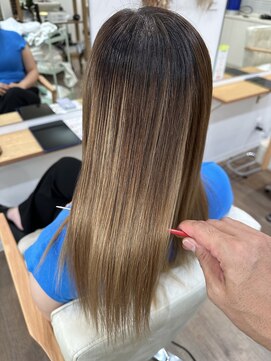 ヘアーウィンクルム(HAIR VINCULUM) ブリーチ矯正