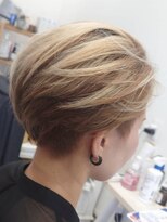 ジョナ(Jona)&nbsp;ツーブロックショート