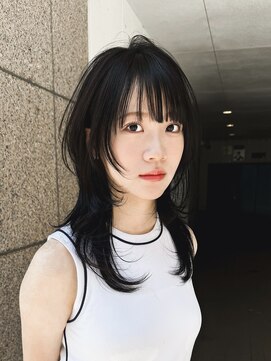 ノブレス(NOBLESSE) ミディアムレイヤー/顔周りレイヤー