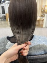 アマーク(a mark)&nbsp;【住野 桃香】水素カラーで作る柔らかいolive beige