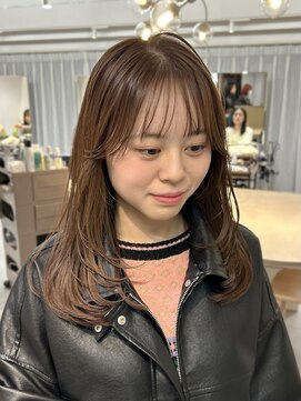 ハイル(Heil) 《kana》*ザクザクレイヤー*レイヤーカット*ベージュカラー*