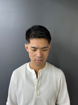 ダンヒルバーバー(dunhill BARBER) フェードカット<理容室>[メンズ/シェービング/床屋/銀座]