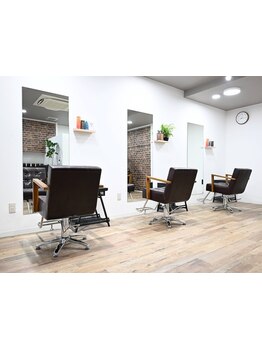 実力派スタイリストによる丁寧なカウンセリングと高い再現力で、あなたの理想をしっかり形に仕上げます◎