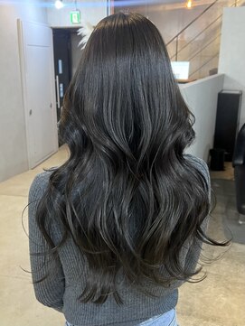 コモダ 神戸三宮(comoda) オリーブグレージュ