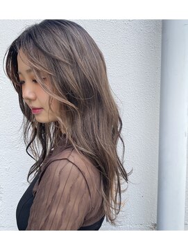 ヘア フラッグ 西葛西店(hair flag) 【柔らかく女性らしい】ベージュブラウン×ゆる巻きスタイル