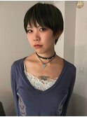 ショートヘア　コントラストハイライト　グリーン