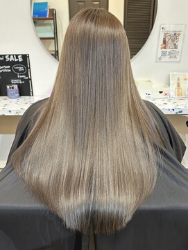 ラック 津田沼(LUCK) [津田沼/ブリーチ/ハイライト/ダブルカラー/ハイトーン]