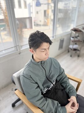 清潔感ツーブロ刈り上げショート/刈り上げセンターパート/春日井