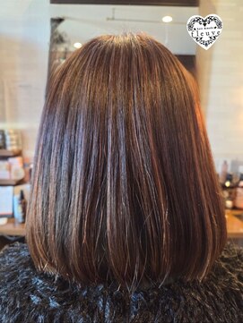 ヘアーアンドメイクフルーヴ ボブ