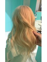 ユー イケブクロ(u Ikebukuro) ホワイトブロンド ロングヘア