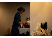 スカルプト 横浜店(skalpt)の雰囲気（シャンプー台に移動せずアロマミストヘッドスパでリフレッシュ！）