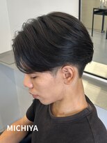 アンドメゾンオム(&Maison. homme)&nbsp;刈り上げセンターパート