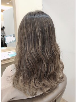 アルターリール(aL ter Rire) 【Rire尚平】バレイヤージュカラー グレージュアッシュ★