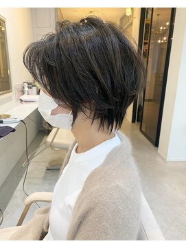 エフィールリアモ(afeel riamo) 小顔ショート