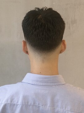 フランクスバーバーリザーブ 人形町店(FRANK’S BARBER RESERVE) フェード×クロップ　ｙ