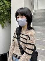 カサネ(casane)&nbsp;ウルフヘア×暗髪カラー