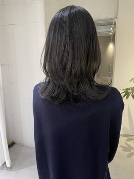 メルシー(merci.) ミディアムレイヤーウルフ