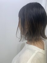 アドラーブル 万代店 (adorable)&nbsp;外ハネくびれミディ/イヤリングカラー/ミルクティーベージュ