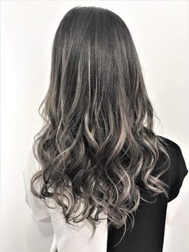 グロウ 恵比寿(grow) エクステで作るホワイトハイライト＆グラデーション☆_to0016