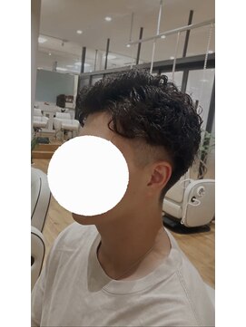 ヘアーズ ゼノン ルクアイーレ店(HAIR'S ZENON) ツーブロ×パーマ