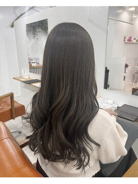 シーバイトリコ 市川(SEA by tricot) 暗めブラウン