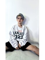 キング 高槻(K!ng)&nbsp;縮毛矯正髪質改善ハイライトレイヤーカット高槻美容室エクステ