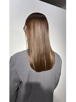 エイプリルセカンド 聖蹟桜ヶ丘駅店(april 2nd) 艶さらアッシュロング