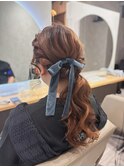 リボンを使った大人かわいいヘアスタイル♪