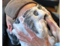 寝落ちする人続出♪栄養たっぷりのもこもこ泡でヘッドスパ