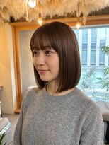 ホロル(horol)&nbsp;眉下前髪とすっきりラインの艶ボブ