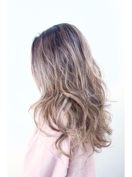 マーシー(MAAAAAC) *MERCY* ベージュグラデーション