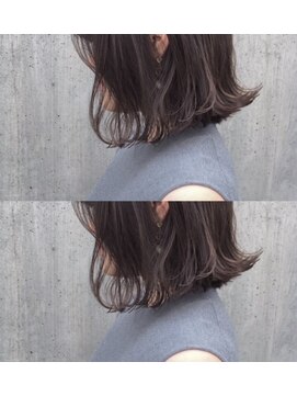 リマ(RIMA) 【RIMA】 切りっぱなし質感ボブ×抜け感ハイライト