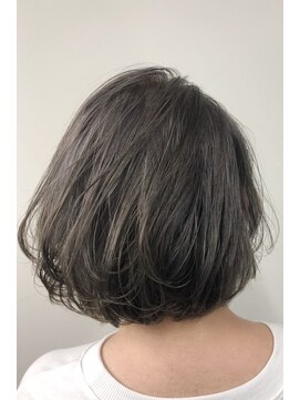 ノラ シンディ(NORA CYNDY) 暗め王道グレージュカラー☆