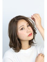 リス(Lis)&nbsp;グレージュロブ【所沢・東所沢】