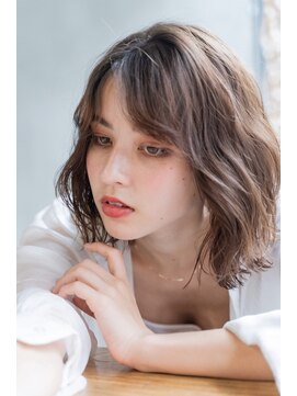 エース (ACE) ACE 横浜 大人可愛い暗髪カラー×ウェーブスタイル